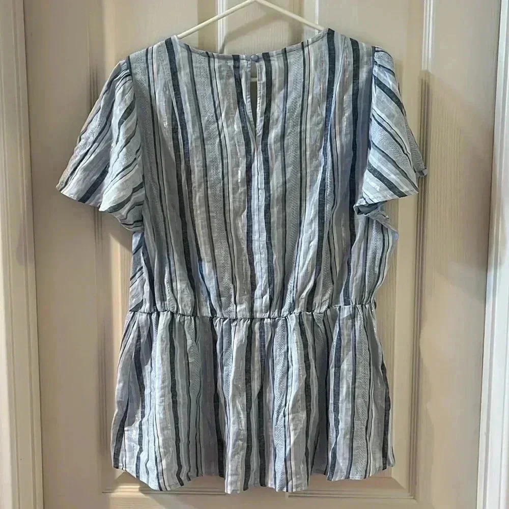 NWT Linen Blend Peplum Blouse Blue Airy Flattering Short Sleeve V Neck Keyhole L - Picture 3 of 10